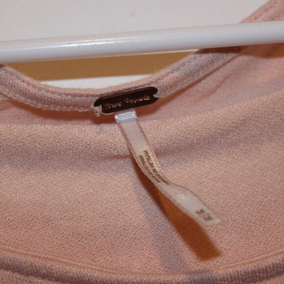 Free People dust pink Bell Sleeve Top Women's Size Medium - Picture 7 of 10